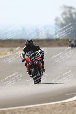 media/Sep-20-2025-TrackDaz (Sat) [[27f0cde673]]/C Group/240pm (Turn 9)/